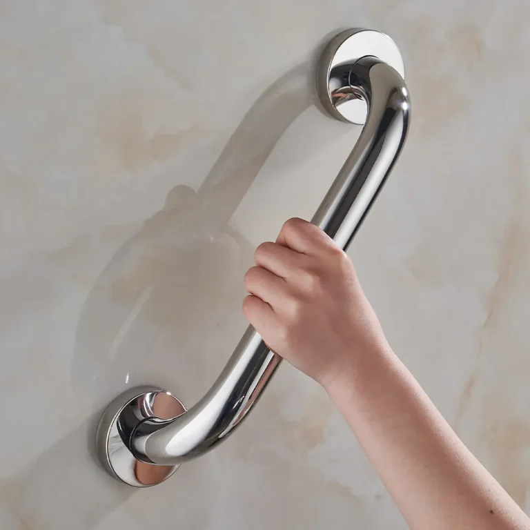 AGARRADERA DE DUCHA TUBO DE ACERO INOX 32MM